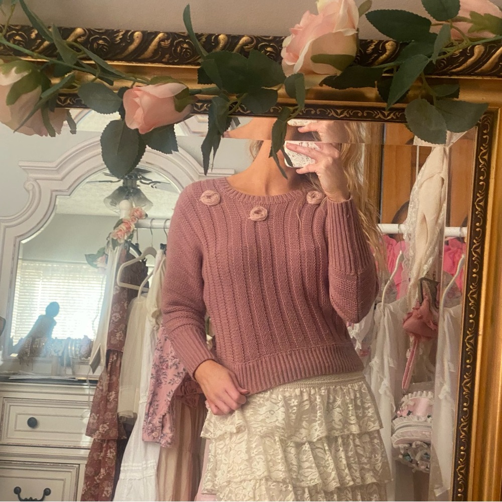 Dusty Rose Sweater With Yarn Rose Accents